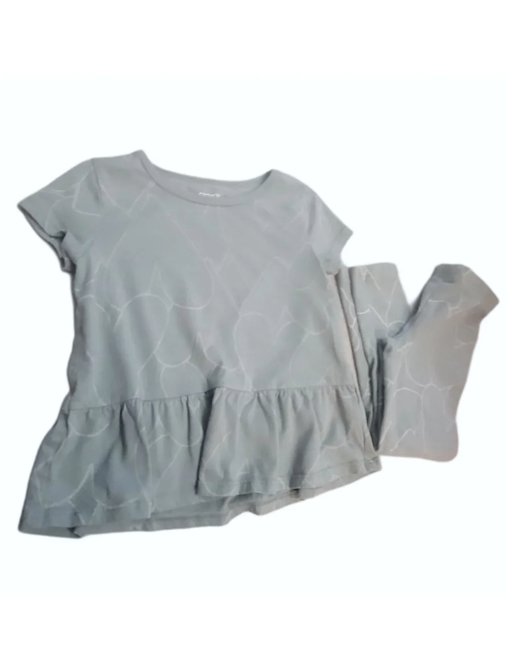 🌿Carter's Sage Green and White Heart Print 2-Piece Outfit Size 4T